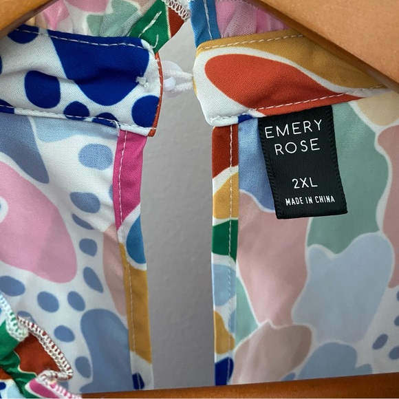 Multicolor Abstract Print Ruffle Sleeve Geometric Fun Statement Top - Picture 3 of 6